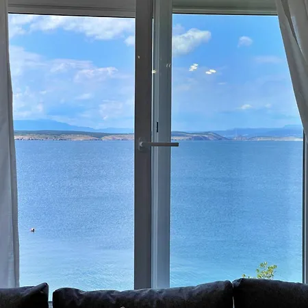 Guest house Punta - Luxury With Pool Silo (Krk)