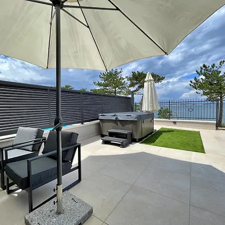 Punta - Luxury With Pool