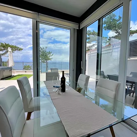 Punta - Luxury With Pool 5* Silo (Krk)