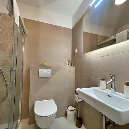 Punta - Luxury With Pool Gostinjska kuća Silo (Krk)