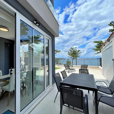 Punta - Luxury With Pool 5*