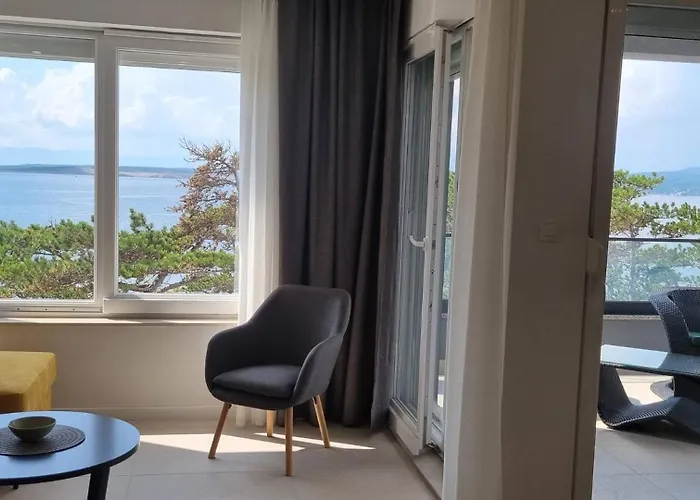 Punta - Luxury With Pool 5* Šilo