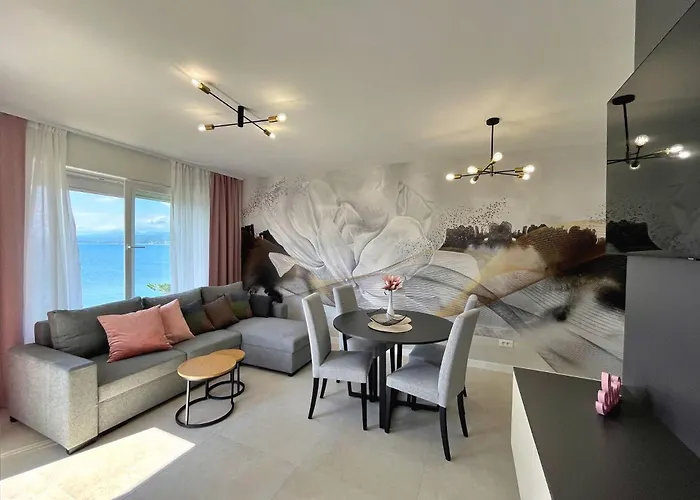 Punta - Luxury With Pool 5* Šilo