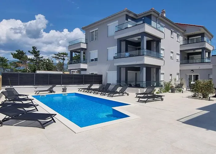 Konukevi Punta - Luxury With Pool Šilo
