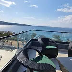 Punta - Luxury With Pool Πανσιόν 5*