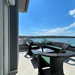 Punta - Luxury With Pool Šilo