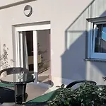 Πανσιόν Punta - Luxury With Pool 5*