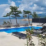 Punta - Luxury With Pool