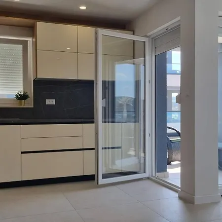 Punta - Luxury With Pool Šilo