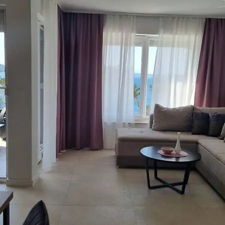Гостевой дом Punta - Luxury With Pool Сило