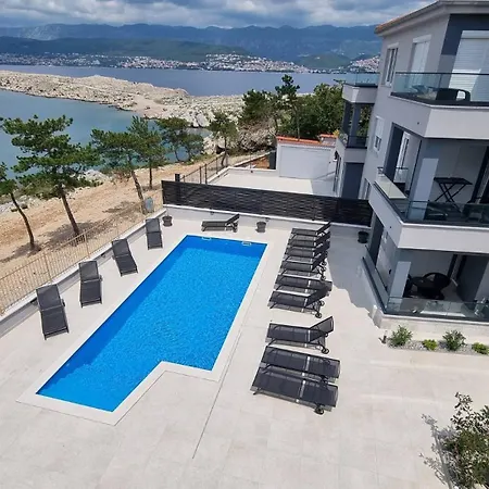 Punta - Luxury With Pool Гостевой дом