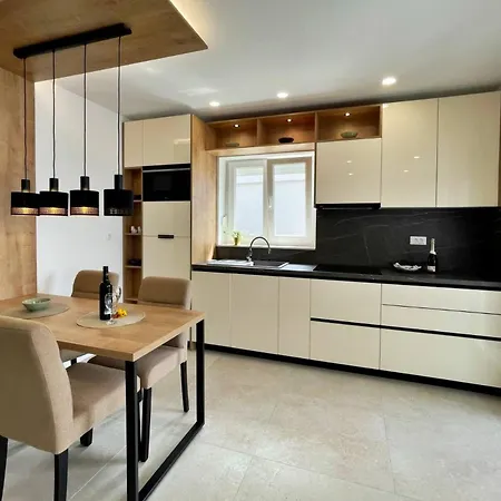 Punta - Luxury With Pool 5*