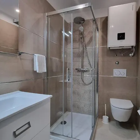 Punta - Luxury With Pool Guest house Silo (Krk)