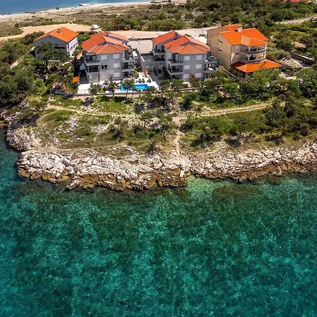 Punta - Luxury With Pool Silo (Krk)