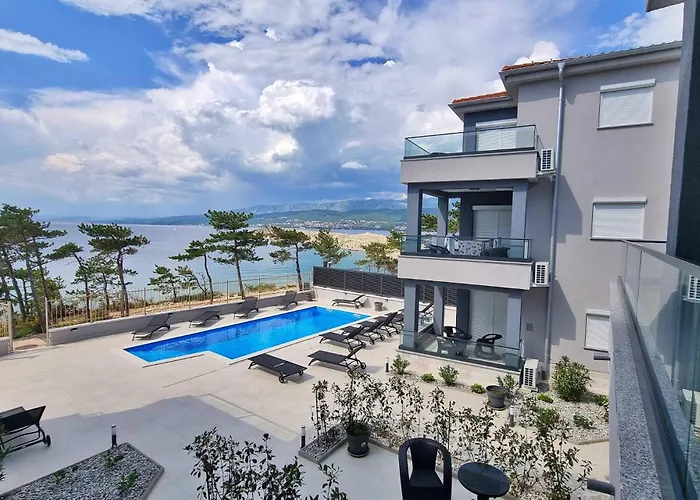 Punta - Luxury With Pool 5*