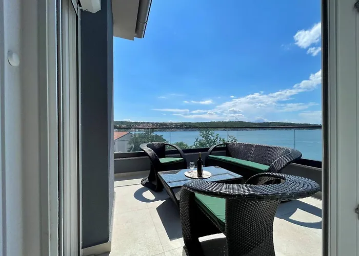 Punta - Luxury With Pool Šilo