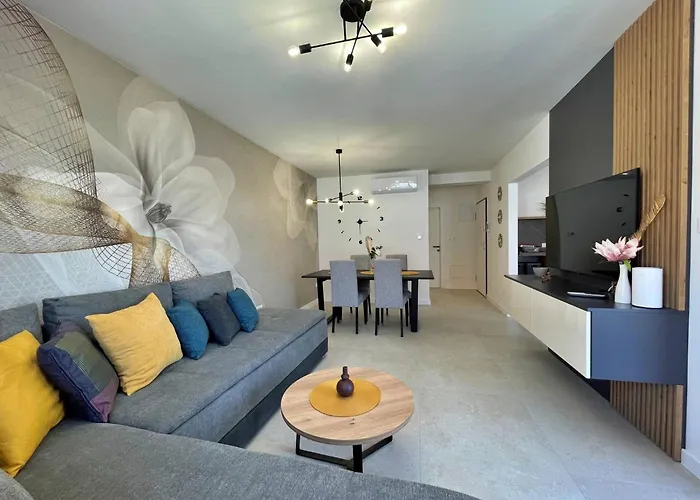 Punta - Luxury With Pool 5*