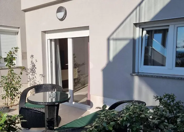 Affittacamere Punta - Luxury With Pool 5*