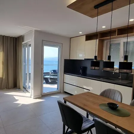 Punta - Luxury With Pool 5*