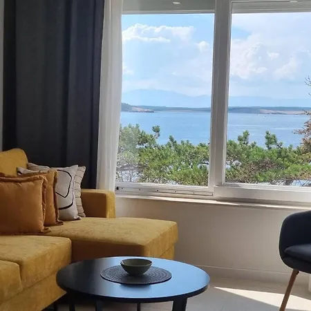 Punta - Luxury With Pool 5*