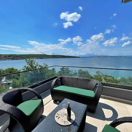 Punta - Luxury With Pool 5*