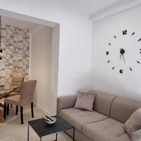 Punta - Luxury With Pool 5*