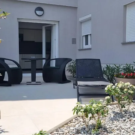 Pensjonat Punta - Luxury With Pool 5*