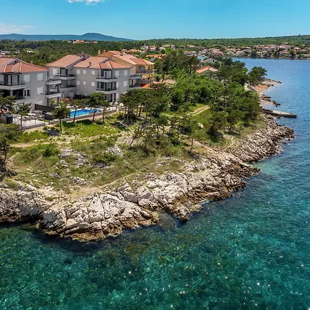 Punta - Luxury With Pool 5* Šilo